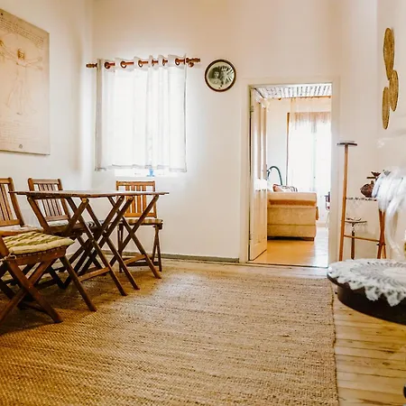 Grove: Blooms And Beds *