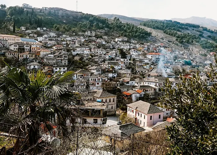 Grove: Blooms And Beds Гирокастра