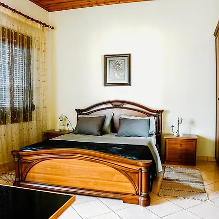 Quarto em Acomodações Particulares Grove: Blooms And Beds *
